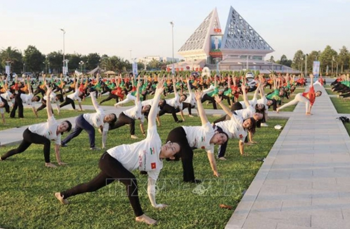 10th International Yoga Day celebrated in Ninh Thuan